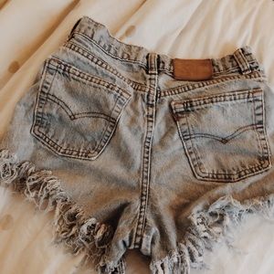 Levi size 2 shorts